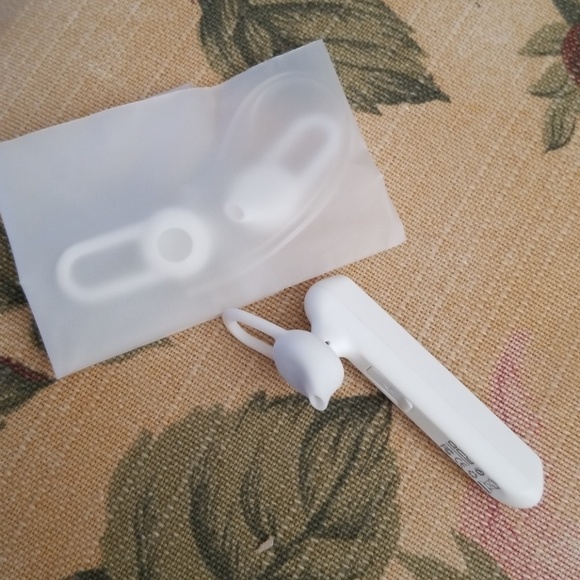 Bluetooth headphone - Picture 3 of 5